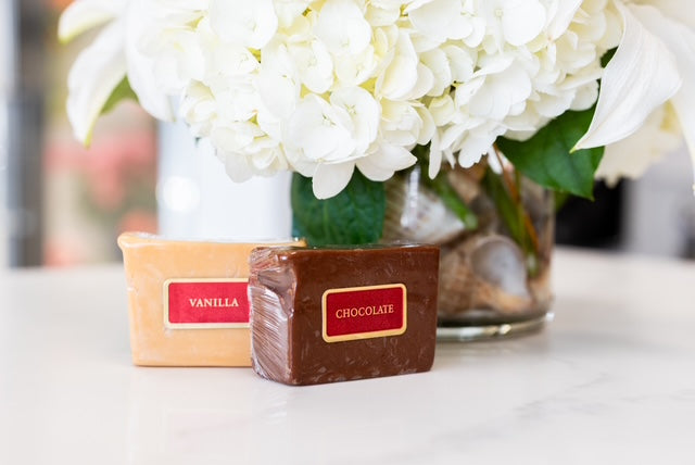 Single fudge box (vanilla or chocolate)
